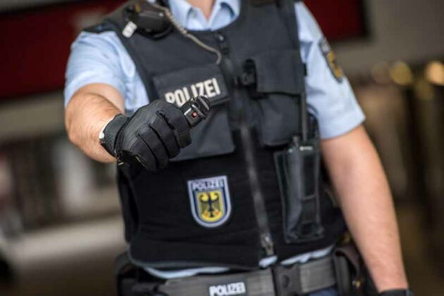 Angriff Auf Bundespolizisten - Personenkontrolle Eskaliert ...