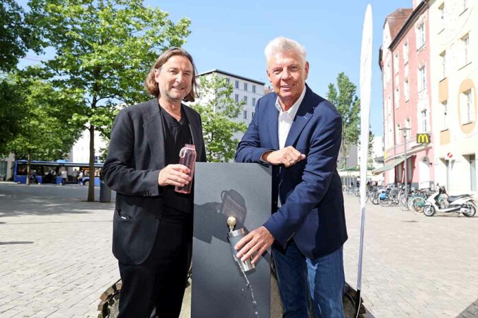 Am Harras sprudelt ein neuer Trinkbrunnen